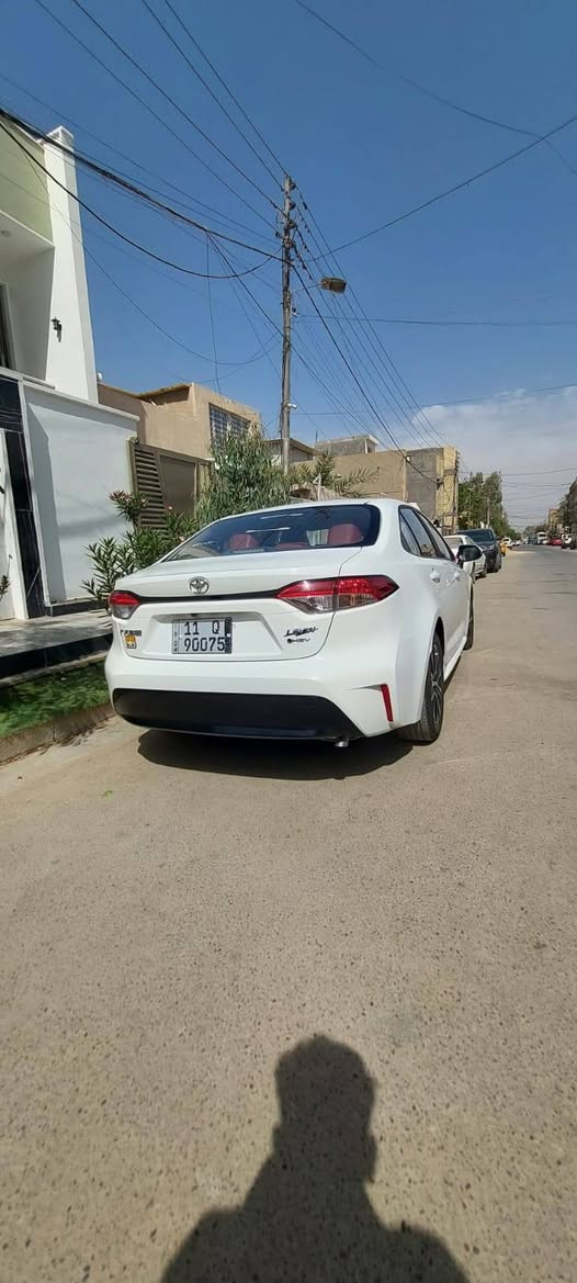 تويوتا كورولا  2025 hybrid فول مواصفات شكل الامريكي المرغوب🇺🇸
⚡ مواصفات:
☀️ فتحة سقف سلايد
🔑 بصمة + دخول ذكي
♨️ مقاعد جلد + كهرباء
🧠 رادار + تحديد مسار + قيادة شبه ذاتية
✨ هاند بريك كهربائي + لايت زينون 
📸 شاشة وسطية + كاميرا دوارة + عداد ديجيتال كامل
⚙️ تحكم مقود جانبين + درايف مود + أوتو هولد
🛡️ فل سيستم إيرباك + مانع تصادم + مانع انزلاق
(بيهة رصعه مثل ما موضح بل صوره )
    - ماشيه 13  الف
    -السياره بأسمي

العنوان:
 بغداد/المشتل/حي الرئاسه
***********
