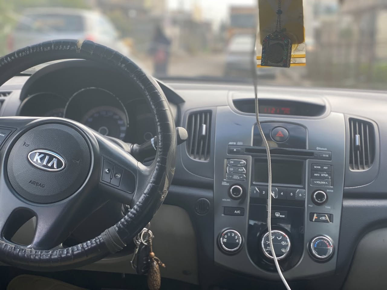 سيراتو موديل ١٣ خليجي  كير ومحرك مكفول بيها قطعتين بنيد وچاملغ جهه السايق مبدلين  وقطعه صغيره بارد ٥ويل كب مري شفط تحكمات ستيرن  رقم اربيل  السياره سنويه بأسمي تحويل او وكاله ثاني يوم السعر 105$
بغداد الزعفرانيه 
***********وتساب
