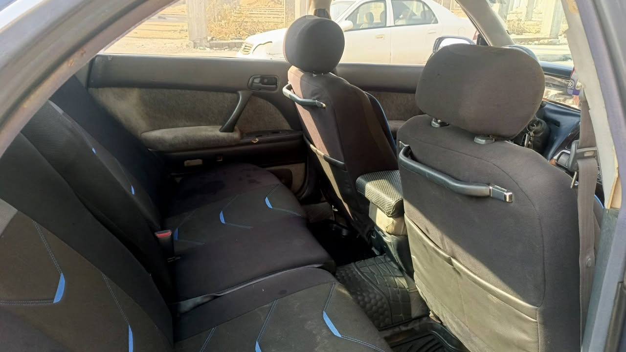 كراون بطة موديل 1993 رقم نينوى انكليزي أني صاحبها الشرعي السعر 55 وبيها مجال تبريد شغال مكفولة من الكص كهربائيات داخلها حيل حلو كلها شغالة التواصل 
***********
***********
