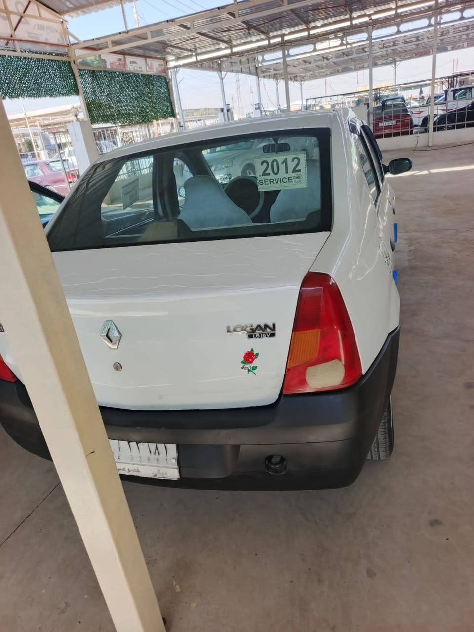 رينو لوكان 2012 سنويه صاقطه حداديه كير مكينه ضمان تخم تاير 35قفل)***********
