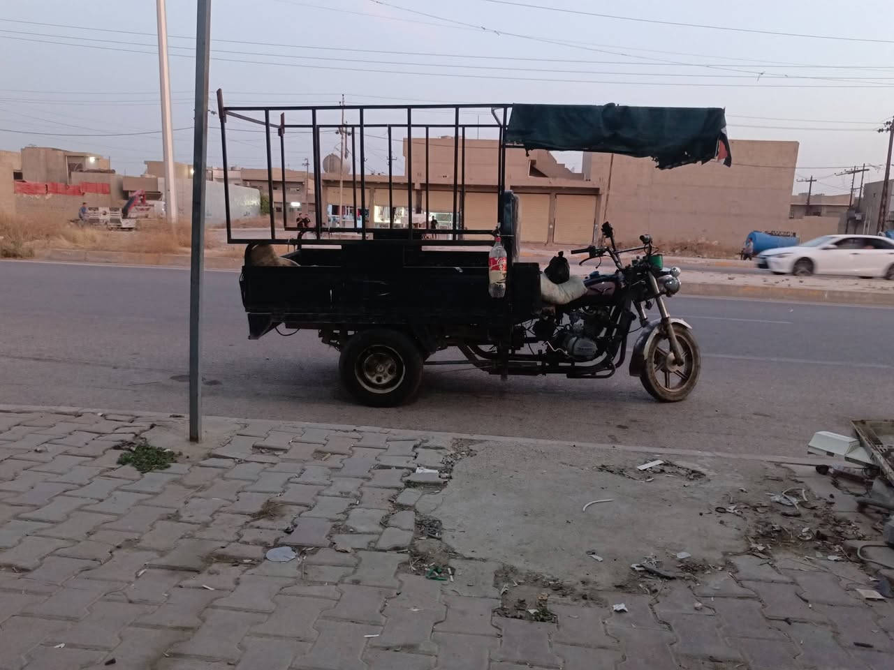 ستوته البيع موديل 14محرك 200  مال شقل سعره ٧٠٠بيهه مجال بصيط مكاني شركه طارق  ***********
