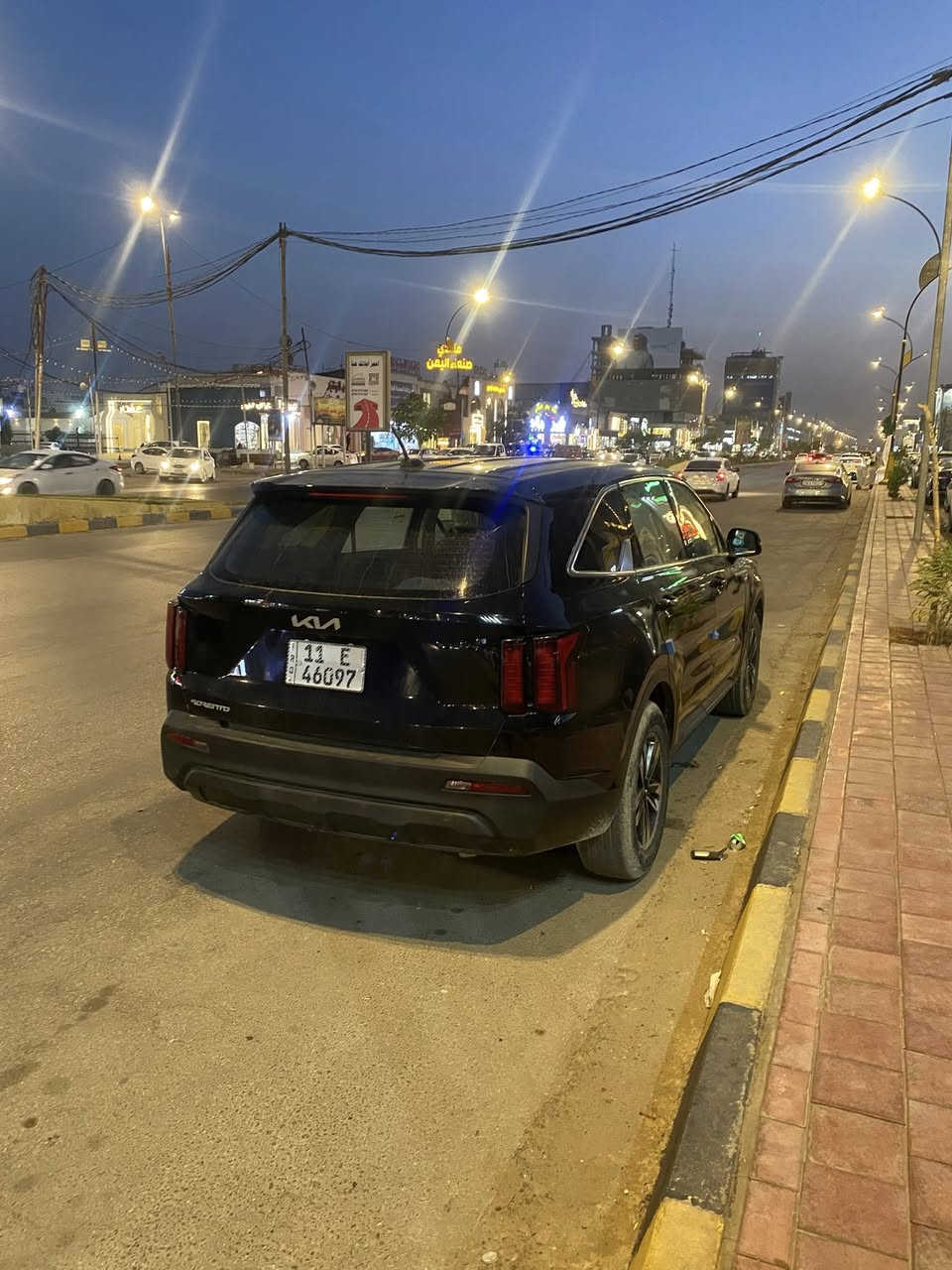 السلام عليكم سورنتو موديل ٢٣ وارد أمريكي محرك ٢٥٠٠ رقم بغداد ٧ راكب حادث موضح بصوره للاستفسار ع رقم بي واتس ***********  السعر ٢٢٠
