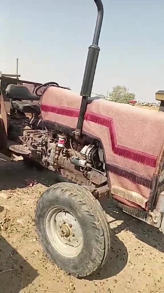 تراکتۆر حەجم 290 هەموو گیانی بەشەرت سعری 60 گەڵا ***********
