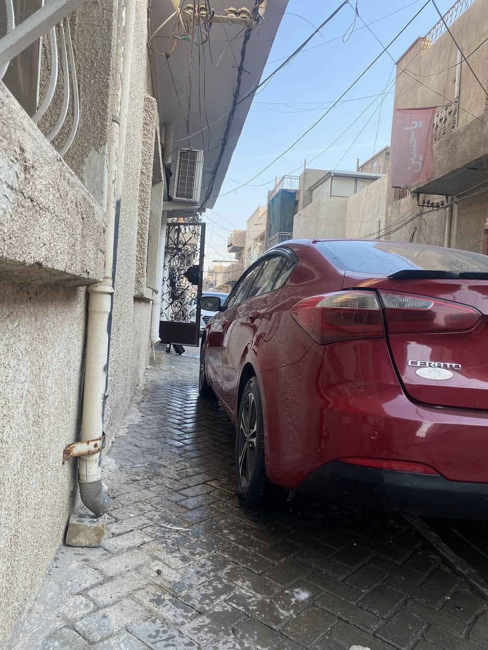 السلام عليكم كيا سيراتو 2016
بيها مكانات صبغ أبيع حزام
كير محرك تبريد مكفول
مكاني بغداد الكراده السعر ١٠٥ وبيها مجال 
***********
