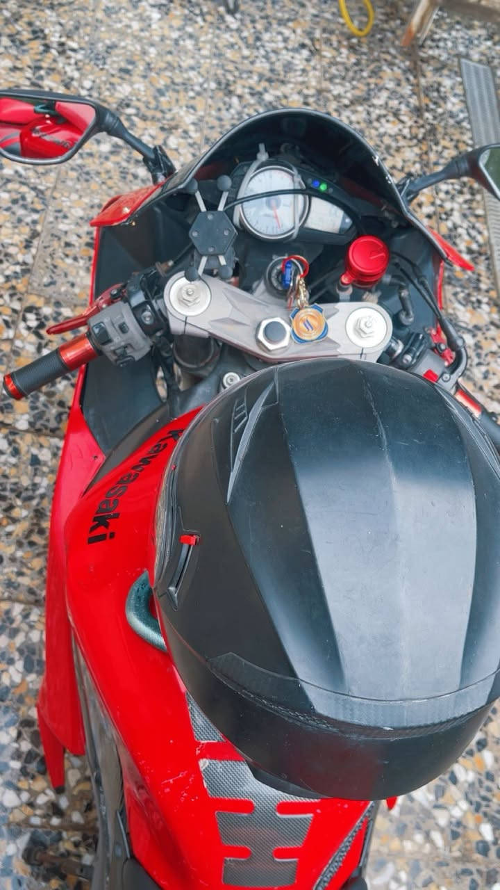 سلام عليكم
بطح كاوسكي للبيع دراجه نضيفه بلاديه مرقمه وكامله
تحويل ثاني يوم 
زوج تاير جديد بريك جديد دسكات خلفي ومامي جديد مرتبهه ع اخر حبايه 
مكان بغداد حي اور
استفسار خابر وتدلل الخاص مغلق
رقم الهاتف ***********
