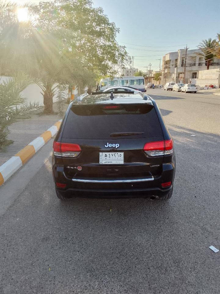 سلام عليكم جيب موديل 17 لسياره فول لسعر خاص  لتواصل***********
