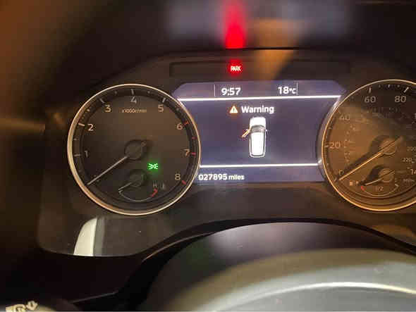 اوتلاندر موديل ٢٠٢٣ رقم اربيل باسمنة تحويل مباشر حادثها طخة بسيطة بالدعامية الامامية ونفسها راجعة بدون تبديل طاك بيها ايرباك دركة فقط ماشيه ٢٧٨٥٠ قابل للزيادة سيارة وضع شركة السيارة مواصفات se ومعروف مواصفات الse  سعر دفترين و٣٥ ورقه بيها مجال بسيط مكان السيارة بغداد حي الجهاد الشراي يتصل ع الرقم *********** غير متواجد ع النت… بغداد
