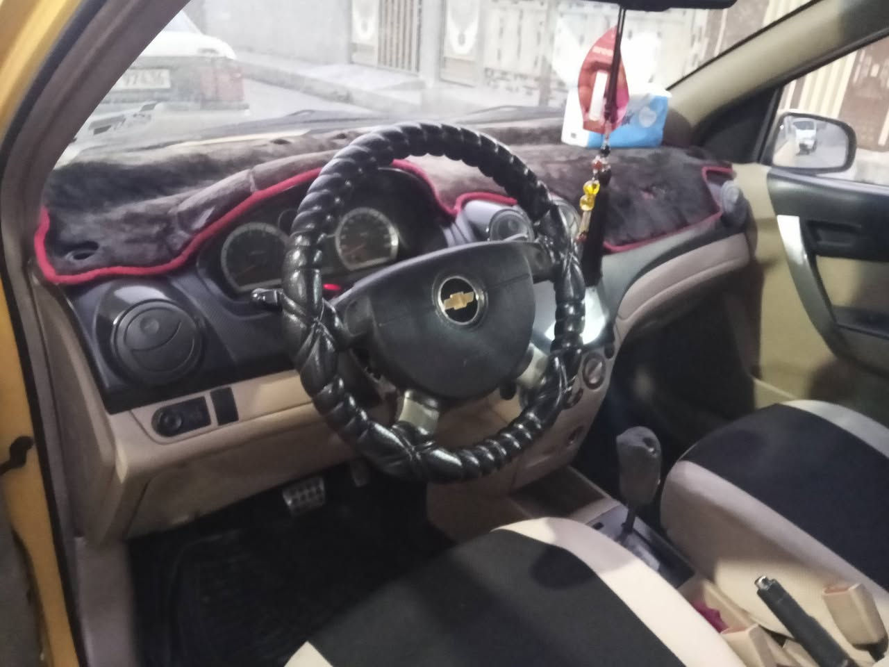 السلام عليكم/افيو وارد خليجي داخل لونين موديل 11 رقم بغداد الماني مشروع وطني شرعي بالموصل اتريد تحويل اتريد وكالة بيها چاملغ وباب النفر بدون دواخل شرط مكينة استرا گير توماتيك مؤسسة عليها غرامة 100 الف وهيئة 3 اشهر سيارة حلوة وناصبة بيها ملاحضات بسيطة سعرها /62 ورقة وبيها مجال بسيط/ موصل الايسر /***********
