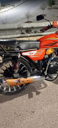 سلام وعليكم  عندي صالنه كاتم مراوس صالنه رياضي جعره الي عنده يدخلي خاص...