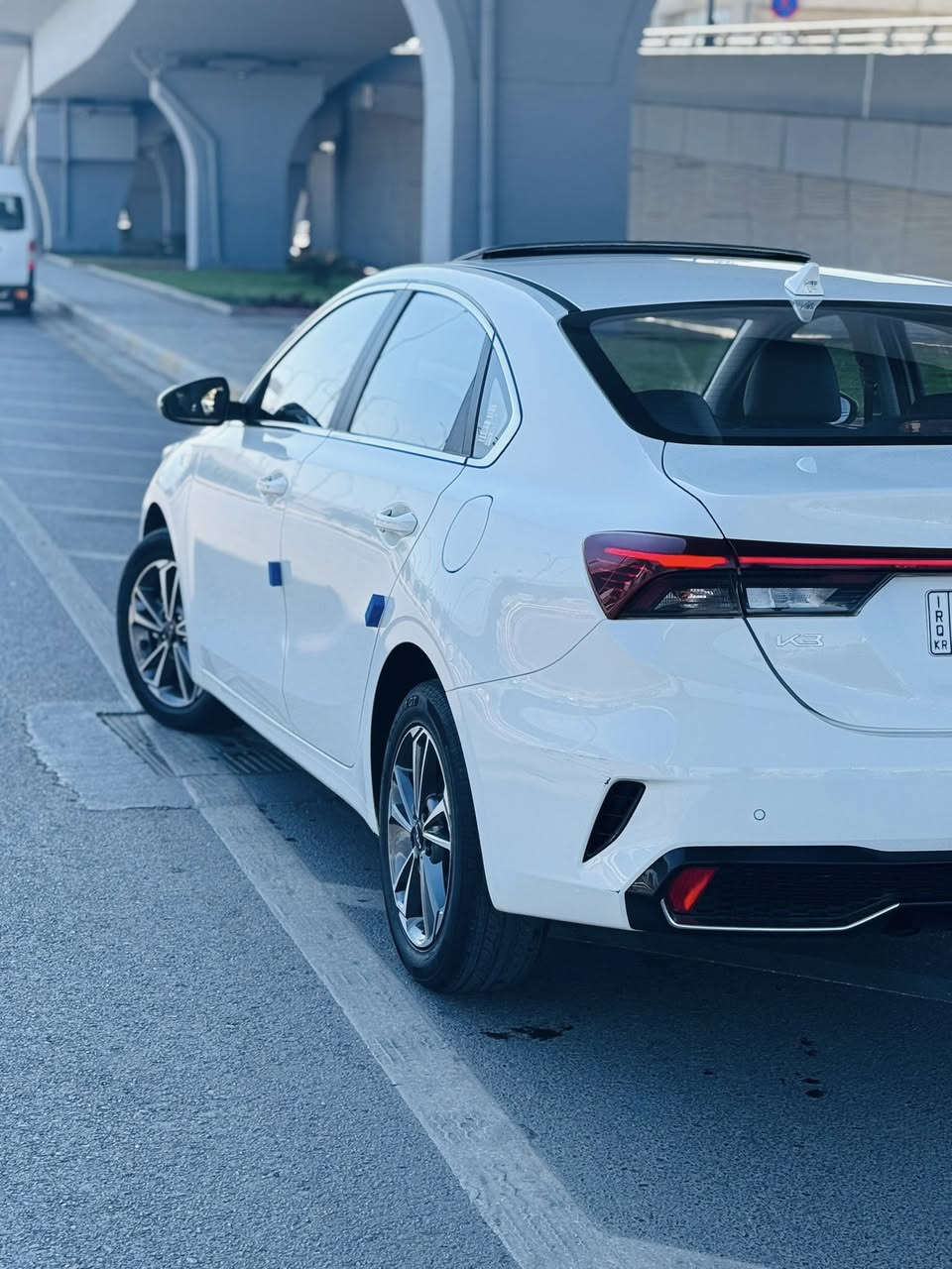 سلام عليكم  كيا K3
فول موصفات موديل 2025 كله ع وضع الشركه ماشيه 26 الف 

محرك1500 دبل نوزل     

 مكفوله كله ع وضع الشركه  سياره طك كارتون 

السياره فول موصفات  

فتحه سقف بصمه

كشنات جلد 

تحديد سرعه

كامره دواره  تحكم بل كامره

عداد سرعه ديجتال

لايت اليدي زنون 3 عدسات + حجاب

شاشه اعطال

تبريد  مناخي

تنبيه كشنات خلفيه

 4 دسكات ايبيسي

اشاير بل مري 

حساس ضغط الاطارات

كير طياره مع شاشه للنمر

ايرباكات ٦

AuTo HOL

هند بريك بصمه 

بصمه ابواب

فول للخير  رقمه سليمانيه الإنكليزي بأسمي وسنويه وهزه جديده تريد وكاله تحويل اني حاضر 

مكاني بغداد المنصور للاستفسار ***********
