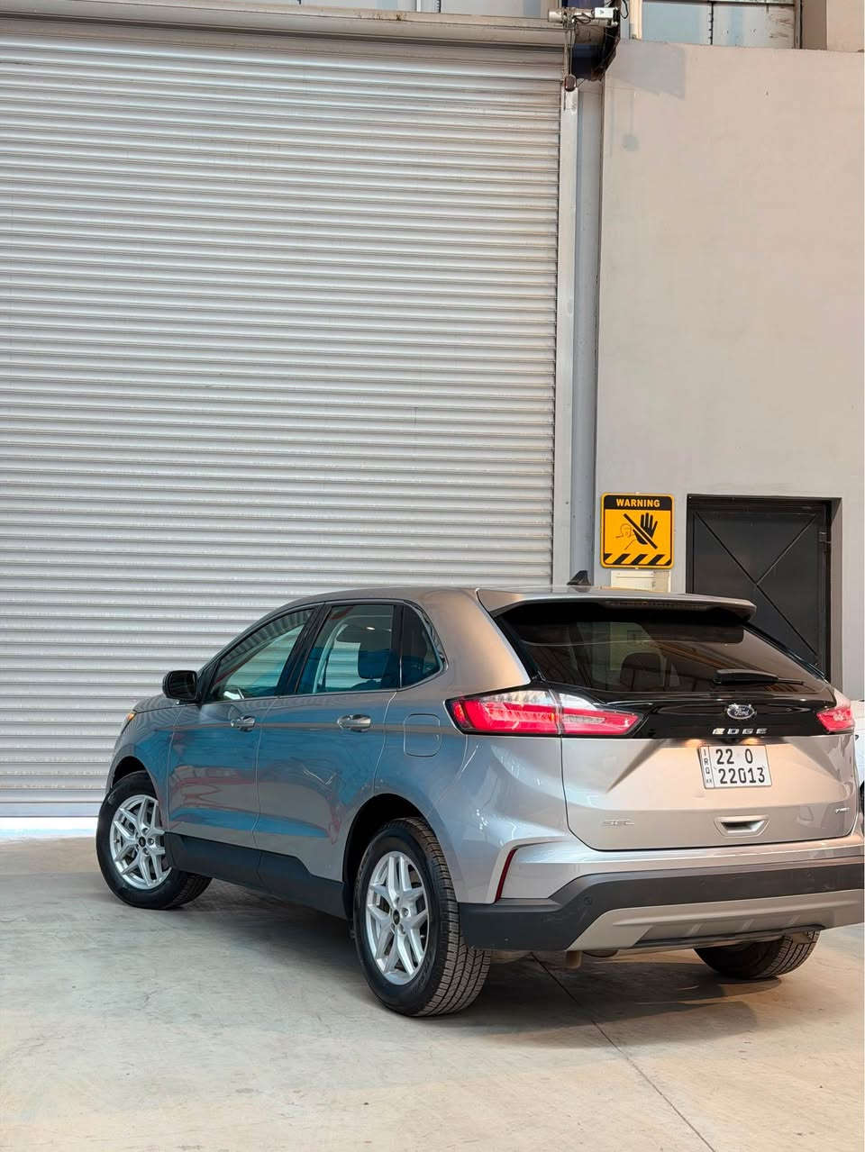 2023 FORD EDGE-SEL.AWD
فورد ايدج (SEL) موديل : 2023
السعر : ١٦٨$
اللون : سلفر
ماشية ٨٩ الف كم
حجم المحرك : 4) 2.0L TURBO. سلندر)
ملاحظة السيارة : فقط بونيد و جاملغ صبغ بدون دواخل
كافة الايرباكات سليمة %100
(SEL.AWD) المواصفات
دبل اكسل (AWD)
ابواب بصمة
بصمة تشغيل
شاشة تيسلا
دشبول ديجيتال
كاميرا
گير ماوس
هاند بريك بصمة
(AUTO HOLD) اوتو هولد
(AUTO START) اوتو ستارت
(AUTO STOP) اوتو ستوب
رادار امامي (تحديد مسار)
رادار جانبي (نقاط عمياء)
رادار خلفي (التحذير من الاصطدام)
فرامل الطوارئ
حساسات خلف

تحكم استيرن
كشنات جلد
كشنات كهربائي
كشنات هيتر
تبريد لمس
تبريد مركزي
لايتات (LED) ليد عدسة زينون
بكلايتات (LED) ليد
وبعد هواية مواصفات...
هزة و سنوي و رقم كل جديد الى ٢٠٣١ و بإسمي
تفاصيل اكثر الاتصال على ارقام التاليه
WhatsApp
*********** أربيل, العراق
