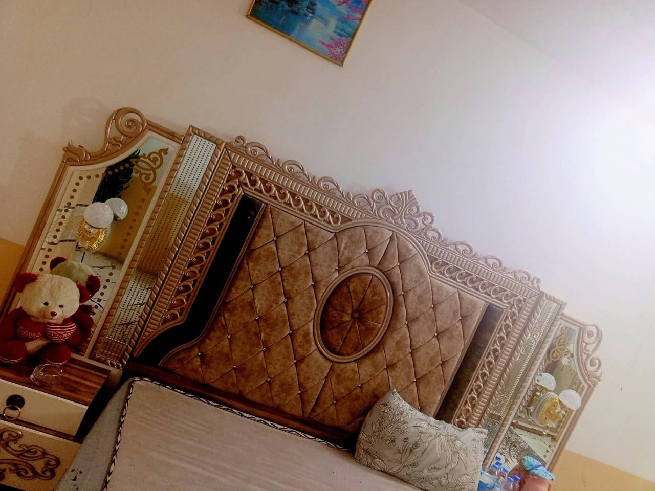 غرفه تركي للبيع بس الميز عوزه مرايه
وتجي تشوفها قبل لا تشتري ب 675 وبيها مجال


**إذا كنت صاحب هذا الإعلان وتريد حذفه لأي سبب، رجاءا أرسل رسالة إلى الدعم الفني**