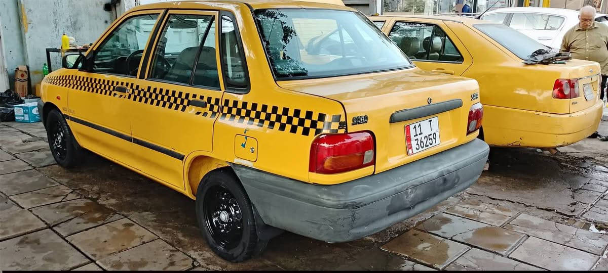 السلام عليكم  سايبا 2009 رقم بغداد انكليزي بآسمي تحويل مباشر كير مكينه حدادية مكفوله بيهه ضربه خفيفه  بين الباب مال سايق والجاملغ ترجع بارد اني مامسويهه وهلالات ودوس معمره وباقي كفاله السعر 30  مكان السياره  حي اور ‏‪***********
