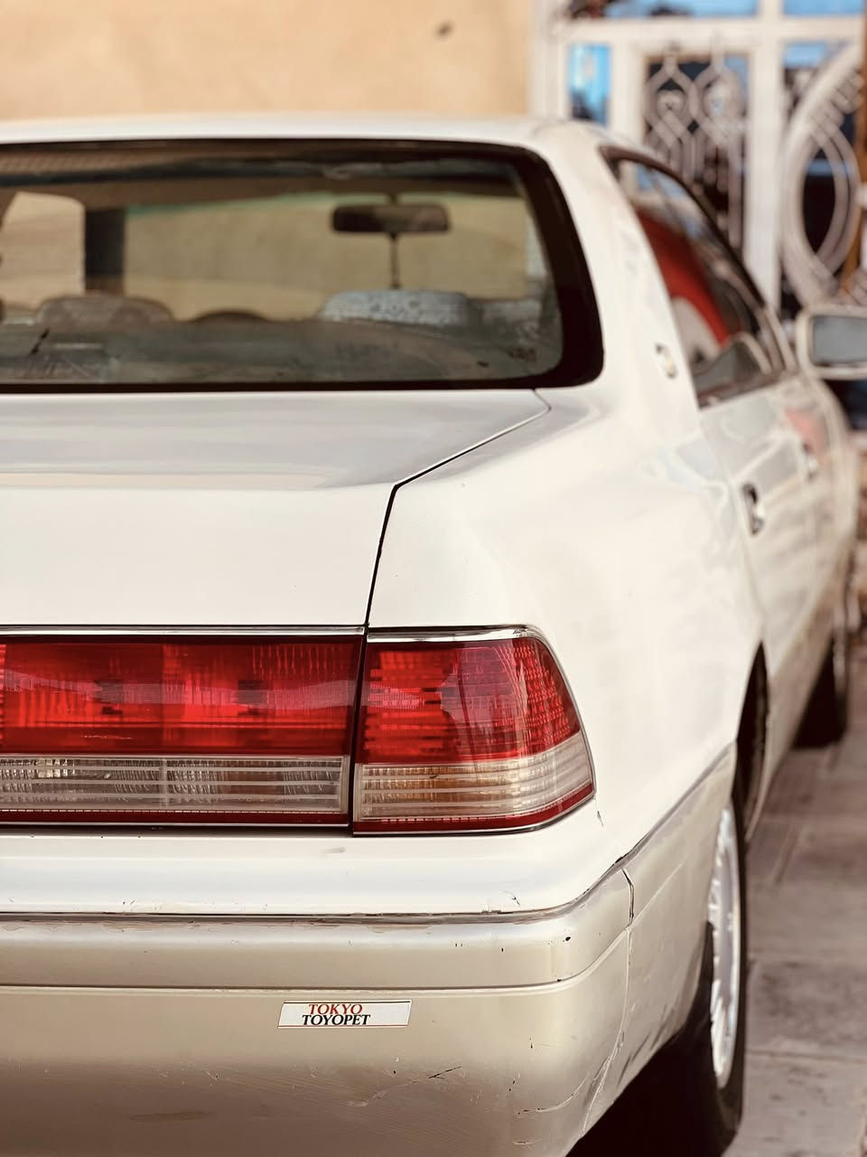 سلام عليكم راس الثور مديل 1996 كفالة من الكص والعيب الشرعي سنوية ل 27 سيارة ب اسمي رقم انبار مشروع وطني إنكليزي 
مكينة vvt3000 مكينه كير تريد حدادية كله توب 
للاتصال ***********
