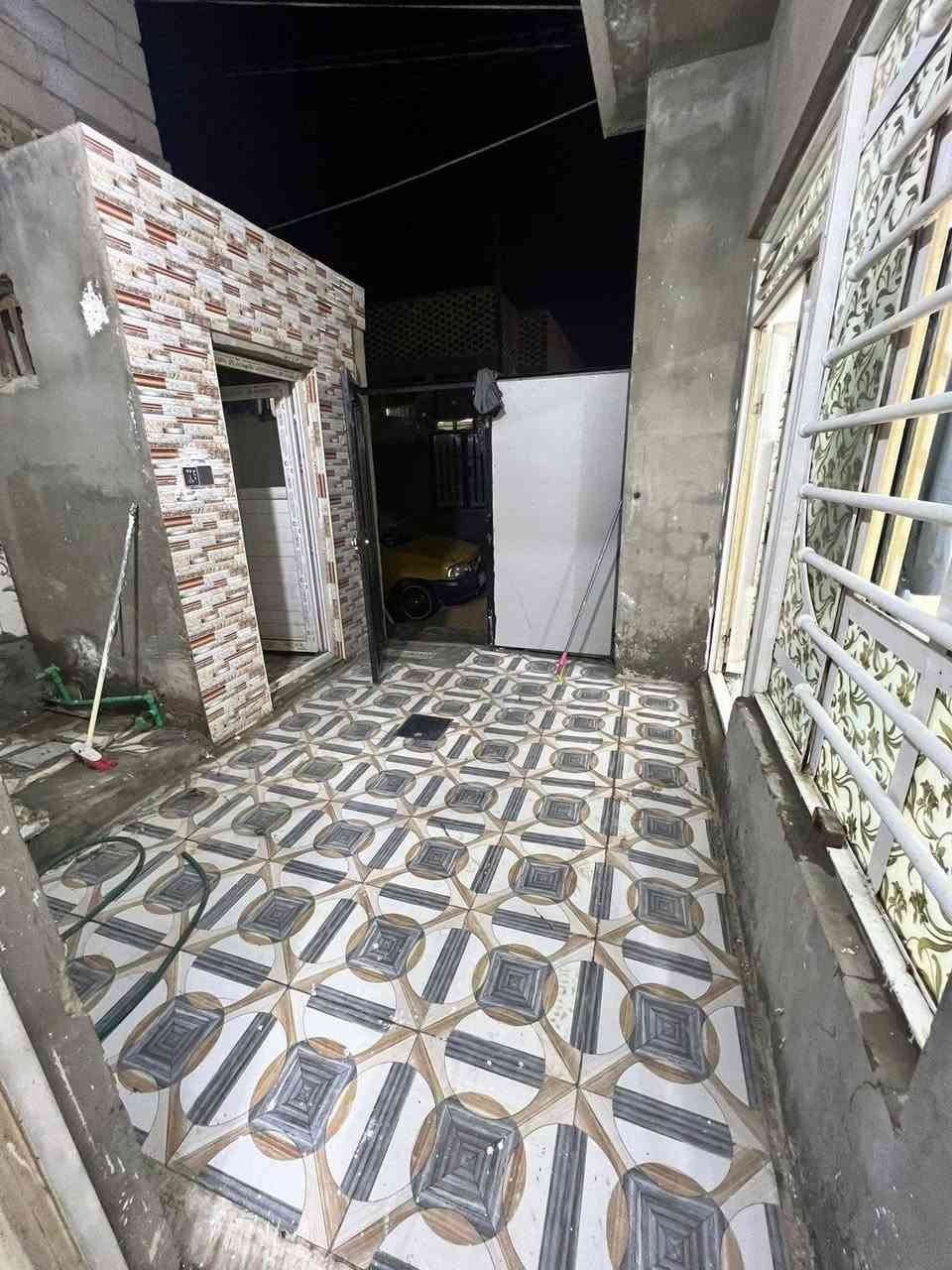 عروض اليوم دار الايجار المساحة 100م بناء غرفتين وصالة واستقبال ومطبخ وصحيات حي ميسان قطاع 35سعر الايجار 325 مع الماء والكهرباء*********** وات ساب
