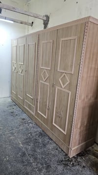 قناصير ٥ أبواب • ٢م×٣م • باب جديد قرب نادي الفتوة