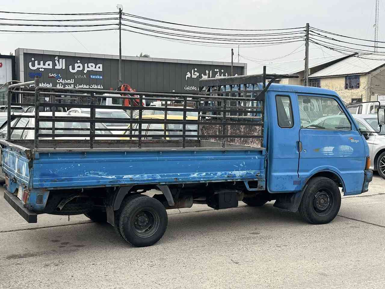 السلام عليكم كيا بنكو موديل ١٩٩٤ سياره خير من الله نضيفه كير محرك اكسل تخم تاير سياره نضيفه كلش مكاني بغداد حي الجهاد سعر ٤٥ وبيه مجال 
***********
