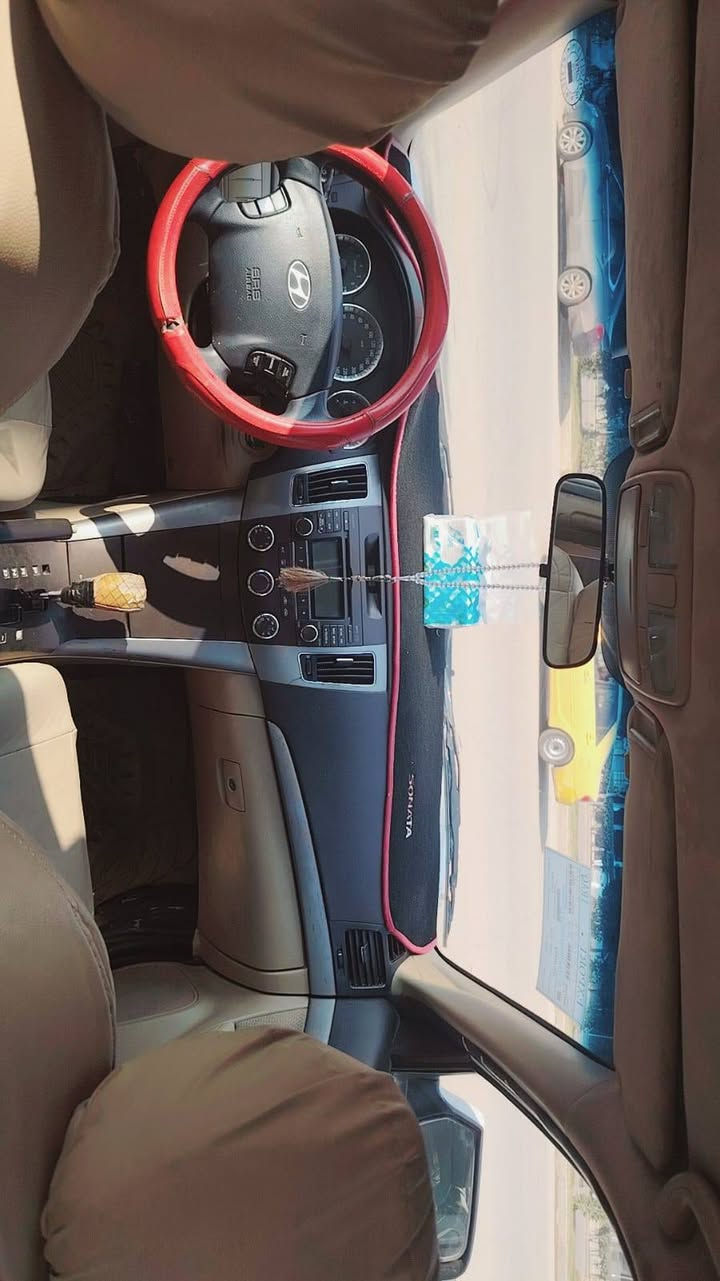 السلام عليكم سيارة سوناتا 2010خليجي للبيع السعر 95بيه مجال بسيط محرك دوش أربع حساسات رقم دهوك الجديد تحويل مباشر الهزه بعده ما ساقطه التواصل على الرقم‪‏‪*********** غير متواجد على الفيس مكلف بلنشر
