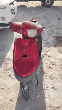 للبيع 300 وبيها مجال ***********
