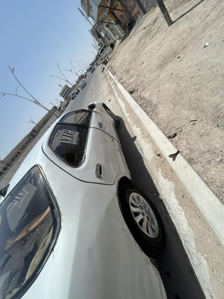 سلام عليكم كرسته كصتين رقم بصره اليف  وكاله عامه  بسم صديقي مكينه وكير ونجي ابيع كوم حديد سعرها٢٢وبيها مجال مكان بصره الزبير***********
