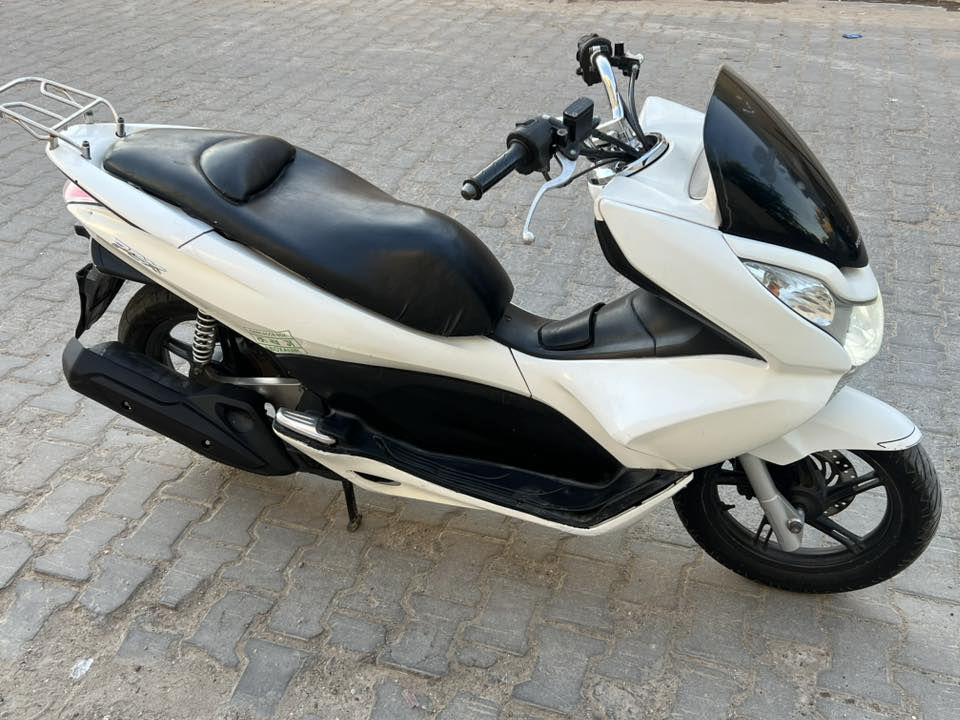 السلام عليكم bcx جيل اول ياباني Jf
مكينه برغي ممفتوح بيها شلعه معدل خير من اللة 

السعر. مليون و 200

مدينه الصدر 

  ***********
