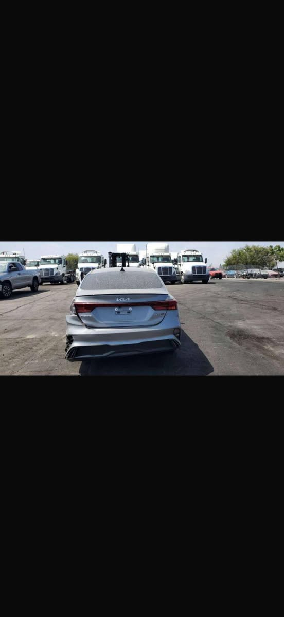 بدون دواخل
ماشيه قليل
حادثها وسونارها مرفق مع الصور
رقم بغداد الدولي بسمي
تحويل ثاني يوم السياره استخدام شخصي
السعر ١٦٣
المكان مسيب
***********
