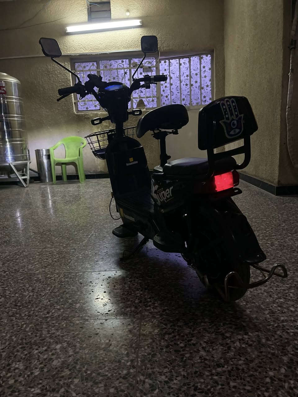 للبيع دراجه حجم 14جديده نضيفه كلشي ما بيه السرعه 45السعر خاص


**إذا كنت صاحب هذا الإعلان وتريد حذفه لأي سبب، رجاءا أرسل رسالة إلى الدعم الفني**
