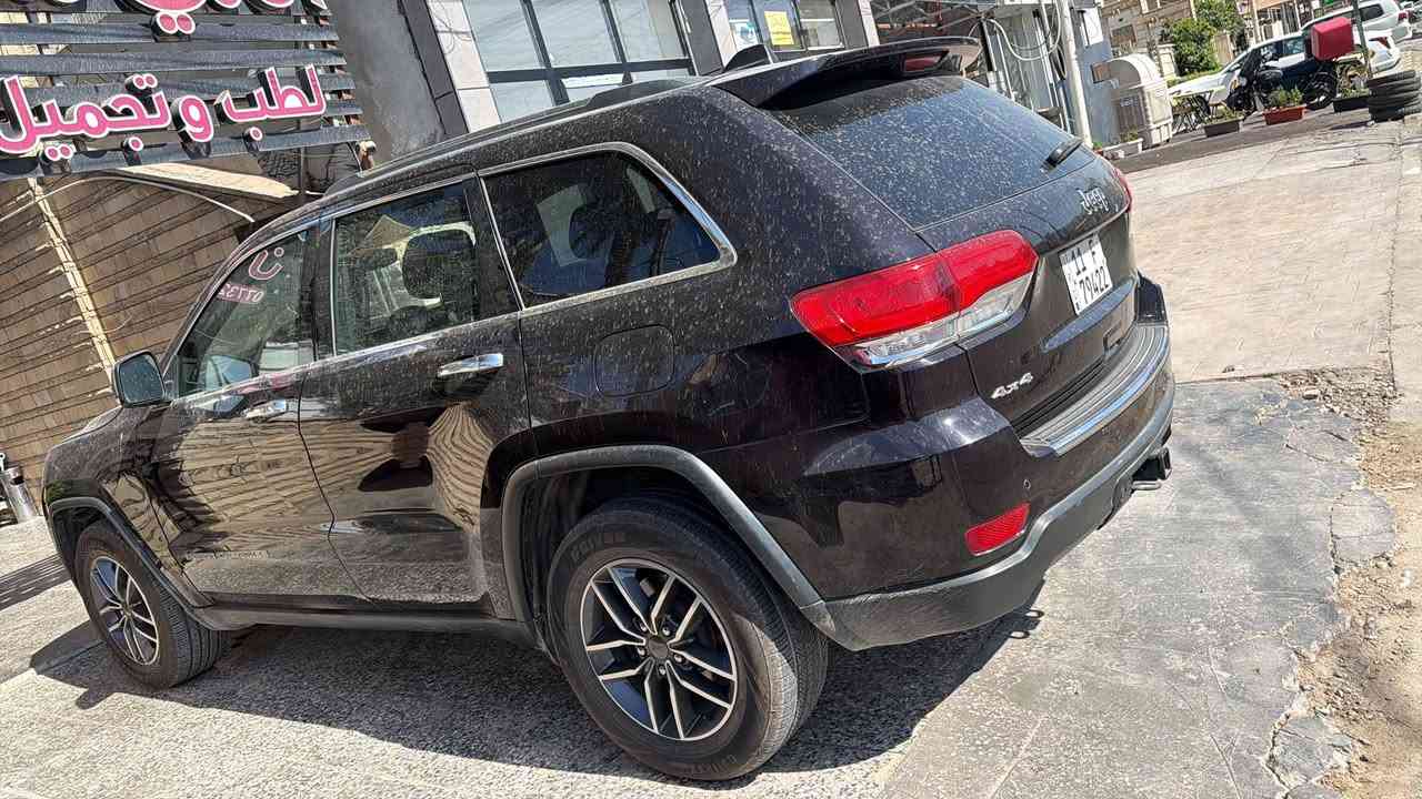 جيب لمتد فول  
للبيع 

وارد امريكي 
موديل 2019 
ماشيه 61 
مكان السياره سيديه 

***********
