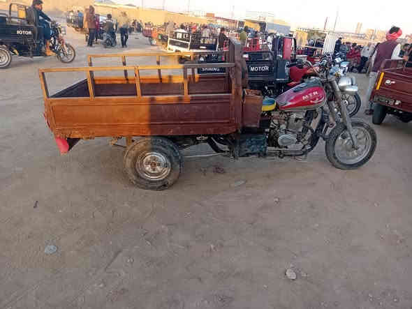 سلام عليكم ستوته كلك كلك كلك البيع اب 650 تكاتب وياك عن السرقه ولباقي شوف العين مكانه سماوه ***********
