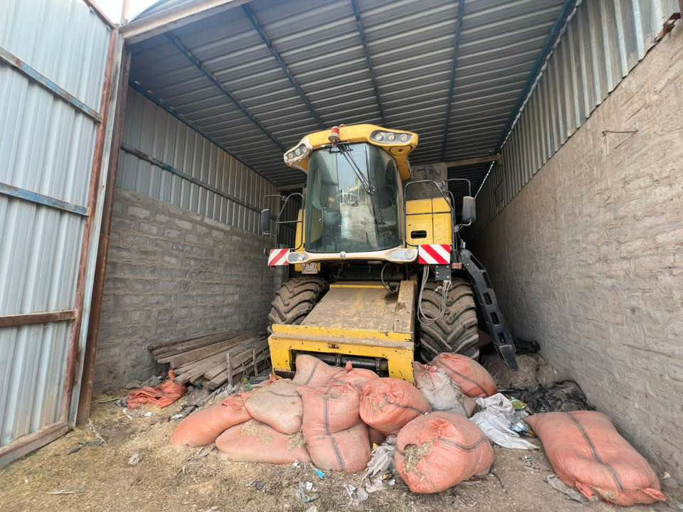 اسلام وعليكم دراسه للبيع موديل 2006 دبل درام طبله متحرك دراسه فول فول دبل كشن 5 بلمات  معمل كهربائي دراسه بعدها كاتي يعني مامرقمه جاهزه للتواصل *********** واتساب موجودعلا هاذا الرقم
