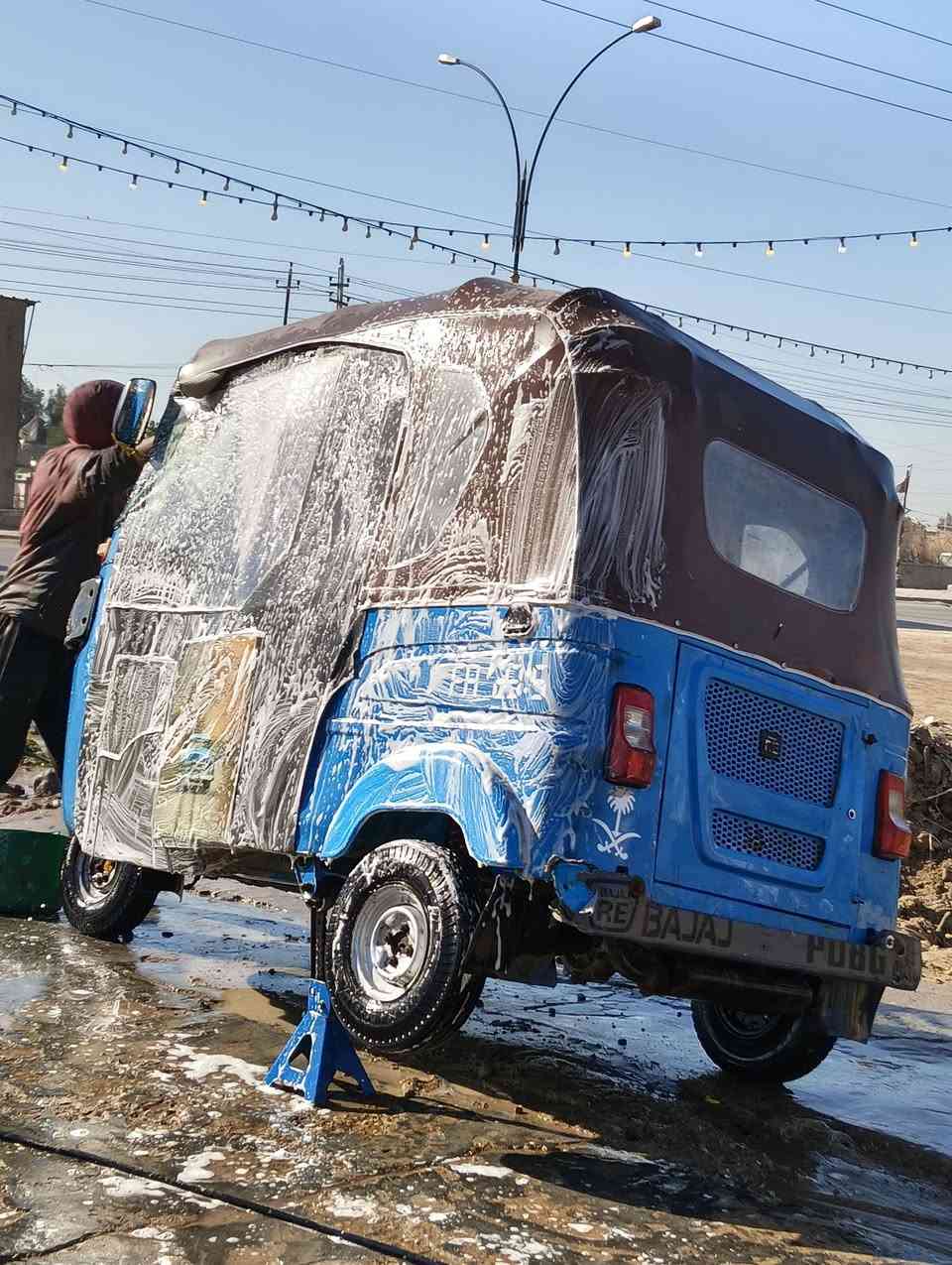 السلام عليكم توكتك للبيع موديل 21 السعر خاص رقم الهاتف ***********
