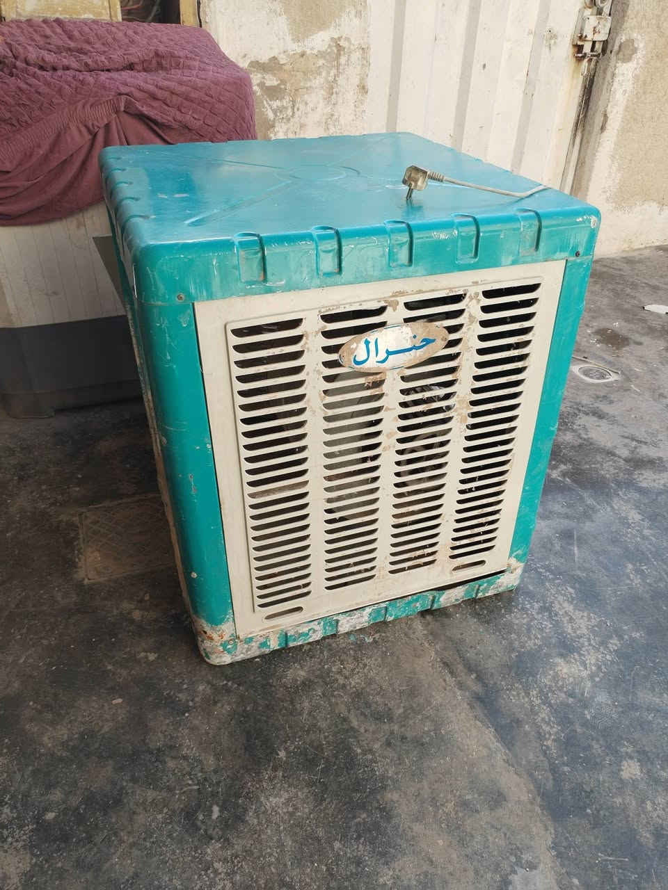 مبردات للبيع مستعجلين على بيعتهن البيضه ب ٦٥ والزركه ب ٧٥ واتساب*********** الحسينيه 
@
