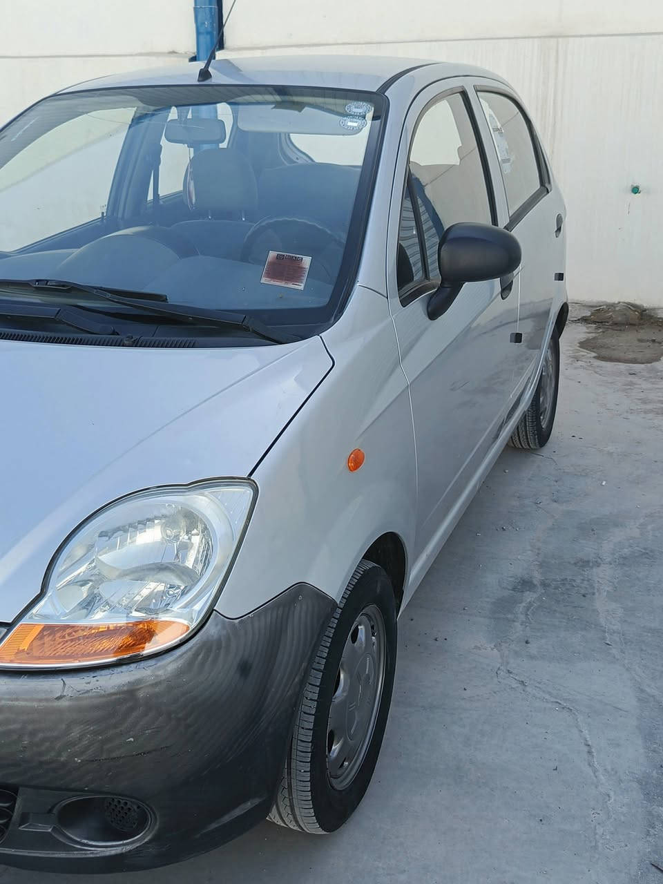 سبارك موديل 2015
سيارة وضع شركة بدون صبغ
كير اوتوماتيك تبريد ستيرن بور 
قفل مركزي طخم تاير جديد جواها
سيارة جديدة سعرها 70$ وبيها مجال
***********
