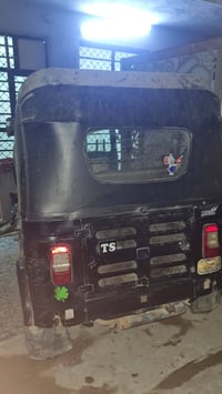 تكتك عندي تكتك لبيع موديل 19شهر 9 لون اسود تكتك نضيفه معامله كامله باق...