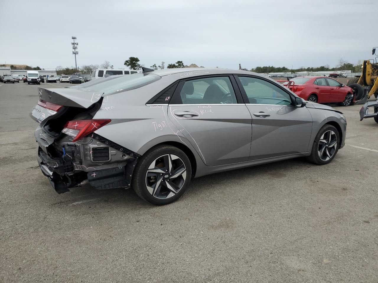 السلام عليكم النترا للبيع موديل 23 هايبرد ضربتها مثل ما موضح جدا خفيفه وما واصله لدعامية بك لايت مجرد فطر وشغال طبيعي جدا ليمونا هذا للستفسار الاتصال على الرقم ***********
