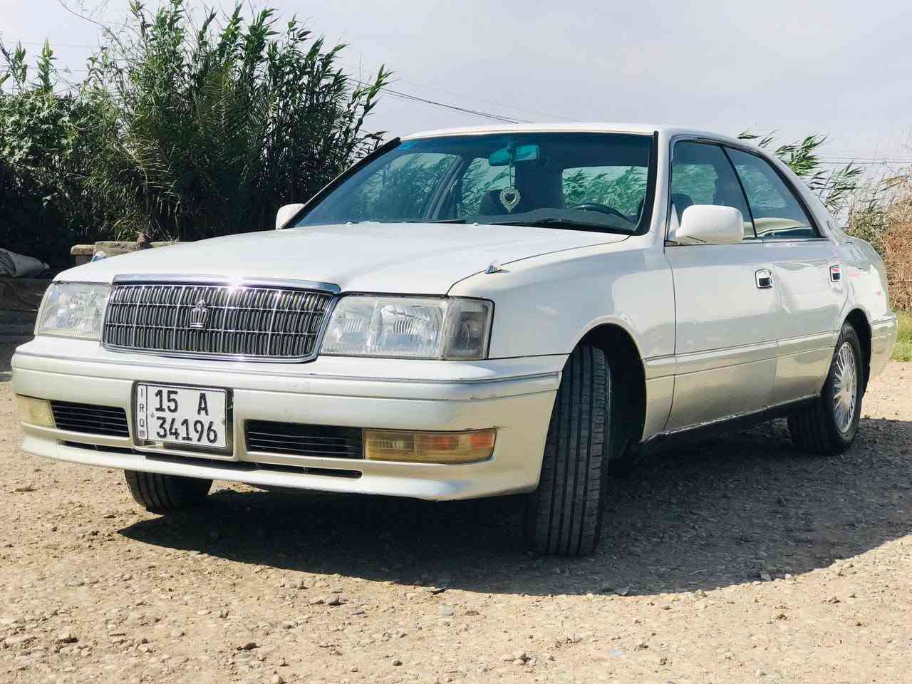 السلام عليكم
راس الثور فلات موديل 1997 

2500 فيشه وحدة 

سنوية نهاية 2027 مكفولة كفالة عامة

رقم انبار إنكليزي بأسمي مشروع وطني تحويل كل محافظات 

هزه جديدة

سياره كله جديد حداديه تخم تايرات 

منظومة تبريد جديدة وتبريد خير من الله

سعر 100 وبيه مجال

مكاني الناصريه الشطرة

الاتصال ***********
