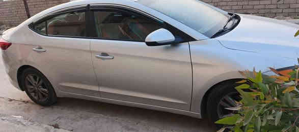 النترا 2018 لون سلفر
وارد امريكي 
محرك ٢٠ دوش 
رقم اربيل باسمي 
بيها كابون 
موصفات نص فول 
كير ثلاث وضعيات 
سبورت + ايكو + عادي 
نقاط عمياء 
كامرة  دوارة
شاشه كبيرة 
 تشغيل عن بعد 
 *********
الضرر بوند وجاملغ قطعتين صبغ والدوسة من جهة باب النفر
السيارة جاهزة ماتصرف عليها ربع
اي استفسار 
***********
***********
او مراسله ع خاص
السعر ١٣٦
