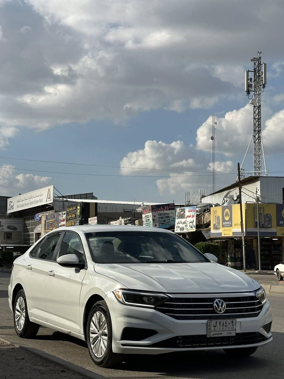 الجمال والنظافة هاي للبيع 
جيتا s 2019 
مواصفات الاس العادية معروفة وبسيطة
حادثها سطحي قطعتين بدون لغد بدون شاصي
السيارة نظيفة كلش وتخم تايرات جديد
مكان السيارة بغداد حي الحسين 

للاستفسار *********** خابرني وبيك خير وتدلل
