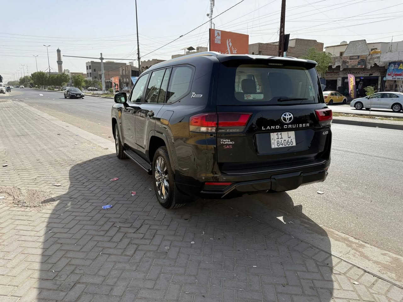 السلام عليكم
لاند كروز 2022 ساز GXR 
توين تيربو السيارة
رقم بغداد بأسمي
ماشية 58 ألف
مكفولة كفالة عامة
السعر 66000 وبيهة مجال
مكان السيارة بغداد الكرخ
تليفون
***********
***********
***********
تحياتي
