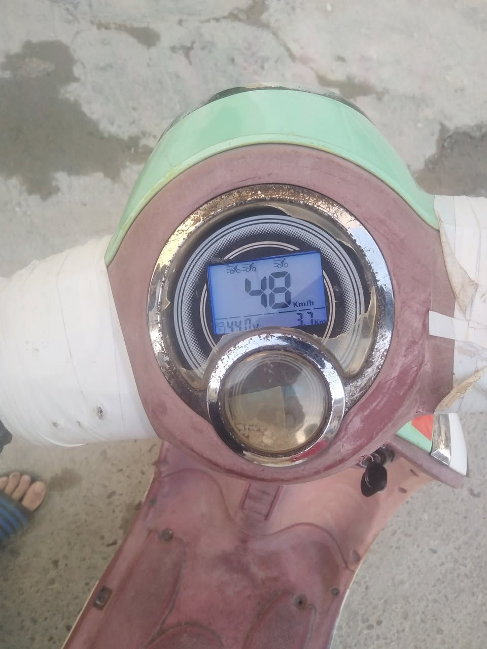 سلامعليكم شباب الدراجة مابيهة شي دراجة اربع بطاريات دراجة إشارة ولايت تاير خلفي جديد عندك من جوة الكفر طاك السعر ١١٠ وبيهة مجال راسلني علة تعليقات


**إذا كنت صاحب هذا الإعلان وتريد حذفه لأي سبب، رجاءا أرسل رسالة إلى الدعم الفني**