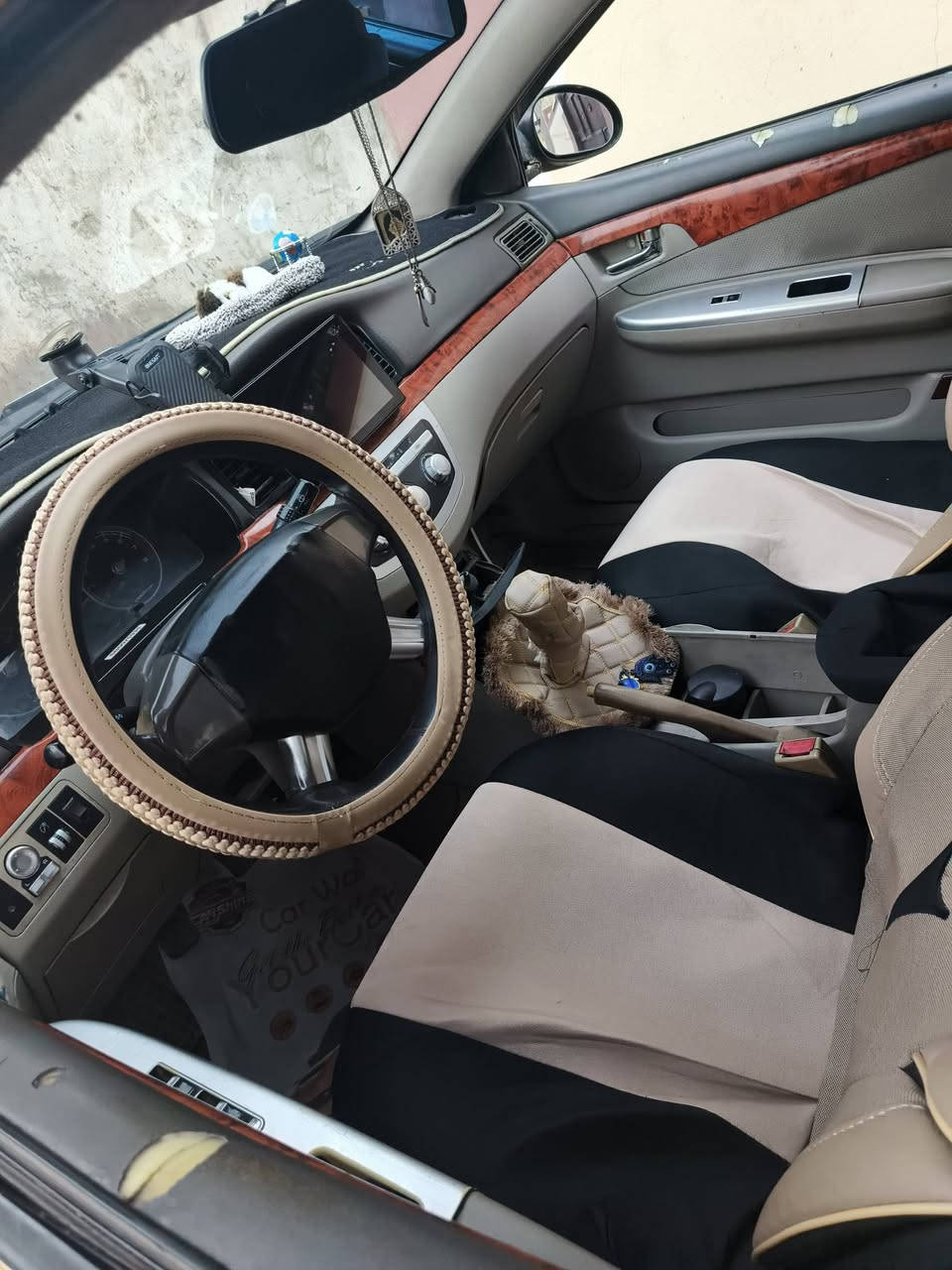 ا
لسلام عليكم من رخصت الادمن ليفان موديل 2011 رقم بغداد انكليزي بسمي السياره كامله مكمله ما تصرف ربع عليه ما عده الدعاميه الخلفيه صدر امامي خلفي جدين كهربايات كير مكينه دواخل ولكشر كدامكم السياره مال جناي سعر 45وبيه مجال متواجد على الفيس وتساب ***********
