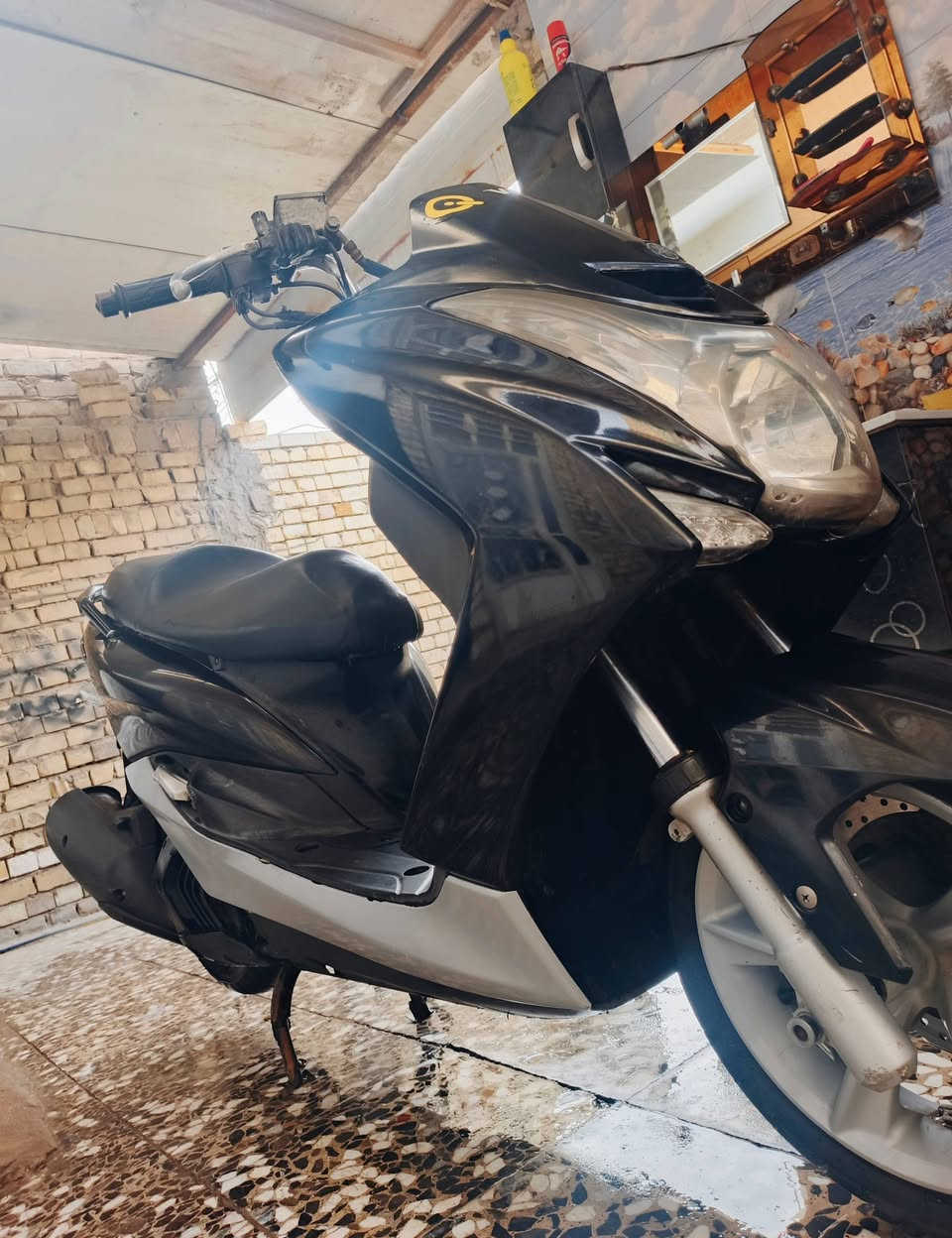 سلام عليكم للبيع ماجسته اس الحديث
دراجة نضافه خير من الله 
ما بيهة اي نقص من كل نواحي
سعر 8$ وبيها مجال 
مكان مدينة 
***********
