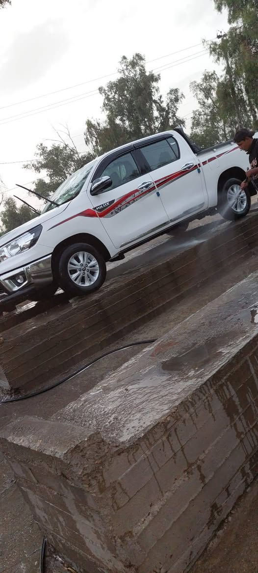 كير اوتوماتيك تحكم مري  بصمتين  شاشه. تبريد قطعتين مثبت سرعه حساسات
ماشيه ٢٠ الف بأسمي رقم بغداد تحويل ثاني يوم سياره حره من كلشي
السعر ٣٠٥ مع المجال للشراي وخادم للطيبين اتصل ***********
