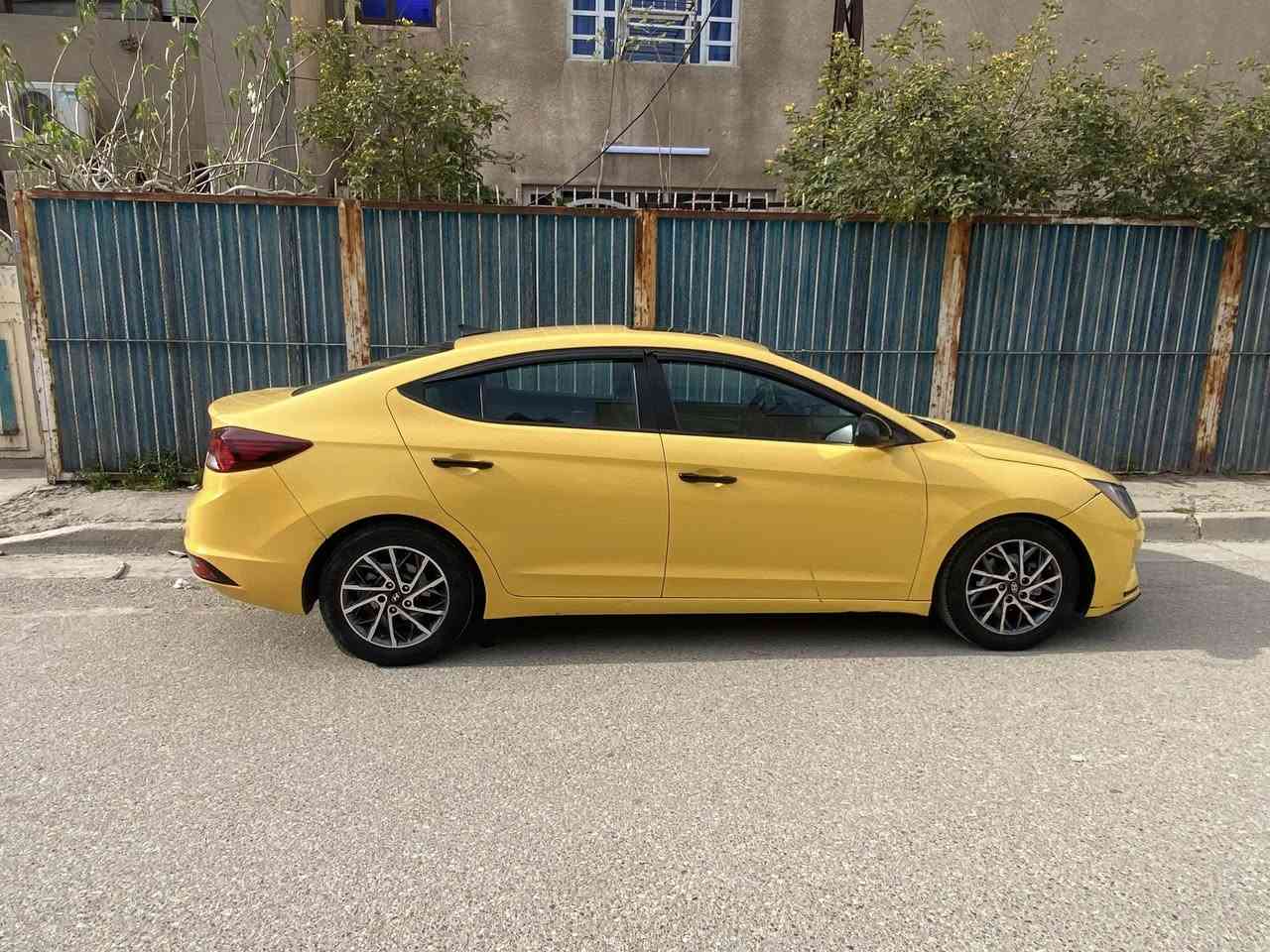 السلام عليكم الانتراه ٢٠٢٠  بغداد ب اسمي
كير محور AT
المواصفات 
فتحه 
بصمه 
تحكم ستيرن 
رادر امامي 
رادر جوانب 
كامره دواره 
مدخل AUX/USB
قياده ذاتيه
مانع انزلاق 
العنوان بغداد ألشعب 
***********
