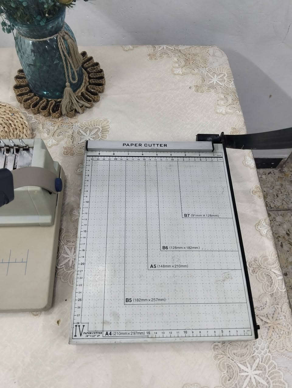للبيع
جهاز سبايرو
ومقص ورق الحجم الكبير
مستخدمات
بغداد
***********
