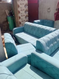 ديوان البيع نضيف اريد شيل ومستعجل على بيعته ب 200 وبي مجال عنوان بغداد...