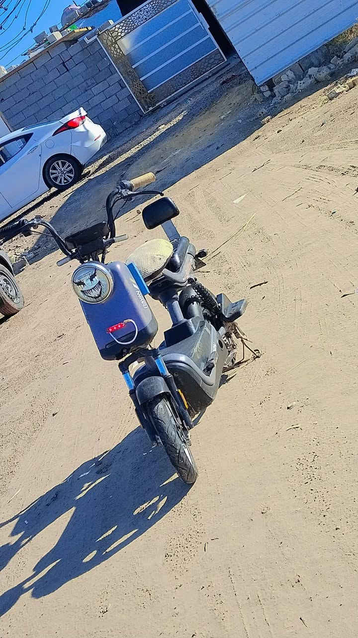 دراجه شحن اربع بطاريات جديده السعر 175 وبيها مجال التواصل على هذا الرقم فقط واتساب
***********
