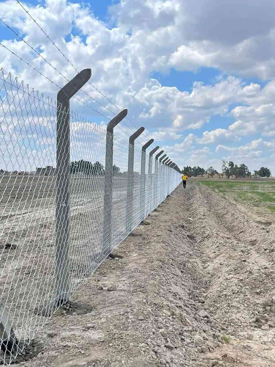 عمل وتنصيب أسيجة BRC والسياج العشبي و السياج الجينكو وشد لملاعب وصيانتهه نشتغل في جميع مناطق بغداد للاستفسار خاص او الإتصال بالارقام

***********

موجود واتساب ***********
