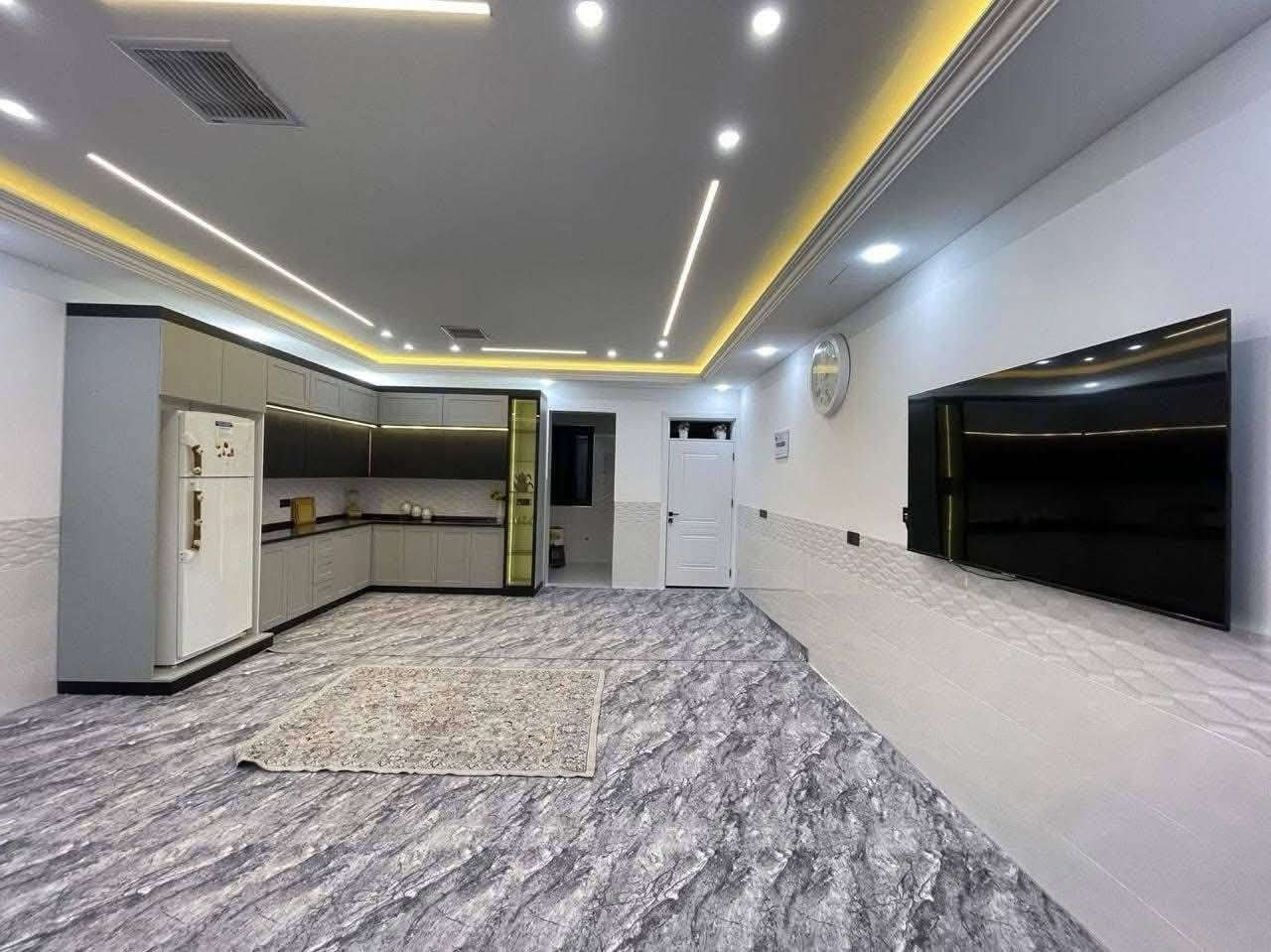 ⚘⚘⚘هەمیــشە عقــــاراتی ڕەوەند  پێشـــەنگە⚘⚘⚘
🏠 خانوو بۆ فرۆشتن نايابه 
🔹 شوێن کەلار/ به رامبه ر تابلو ستى
🔹رووبەری200 متر روى سليمانى
🔹پێکهاتووە له دوو قات كامل  شازه نيزك جاده يه وبرا ركن
_______________________________↘️⁩

بۆزانینی نرخ لایکی پەیج بکە و لە کۆمێنت بنوسە
(نرخ) نرخت پێ دەگات یان پێوەندی بکەن
بە ژمارەی تەلەفۆنی⁦

 *********** م خالد

*********** م ڕەوەند

🔻تێبینی
ئەگەر نرخت پێ نەگەیشت بە نامە ئاگادارمان بکەنەوە
نوسينكه ى [ كمال ]
سه ره وى بازارى شار به رامبه ر ماركيتى شاه
