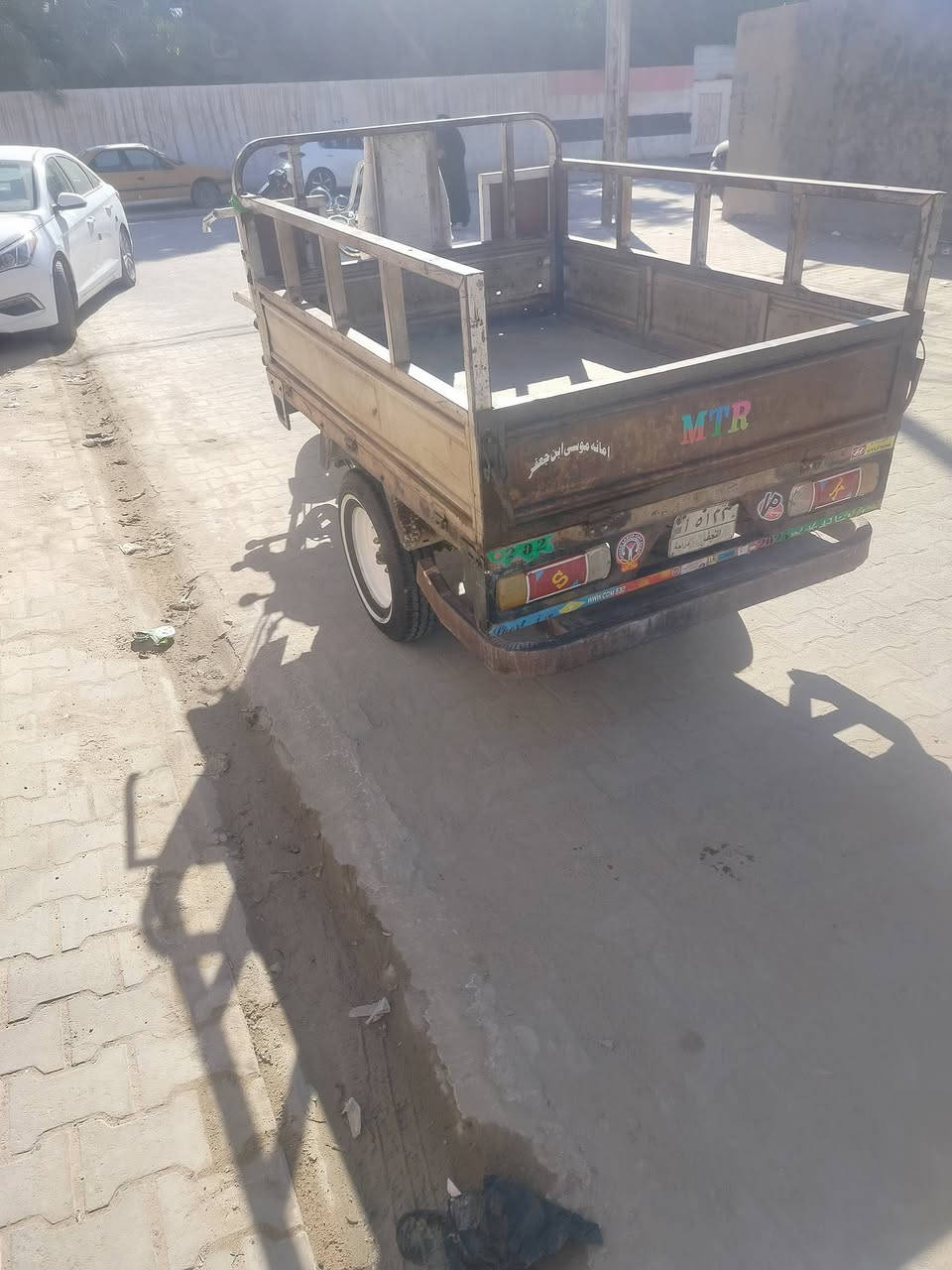 سلام عليكم
2012للبيع رقم الماني 
ماعايزه برغي 
مكينه24
سعره 1500وبيه مجال
تصل وتدلل
***********
